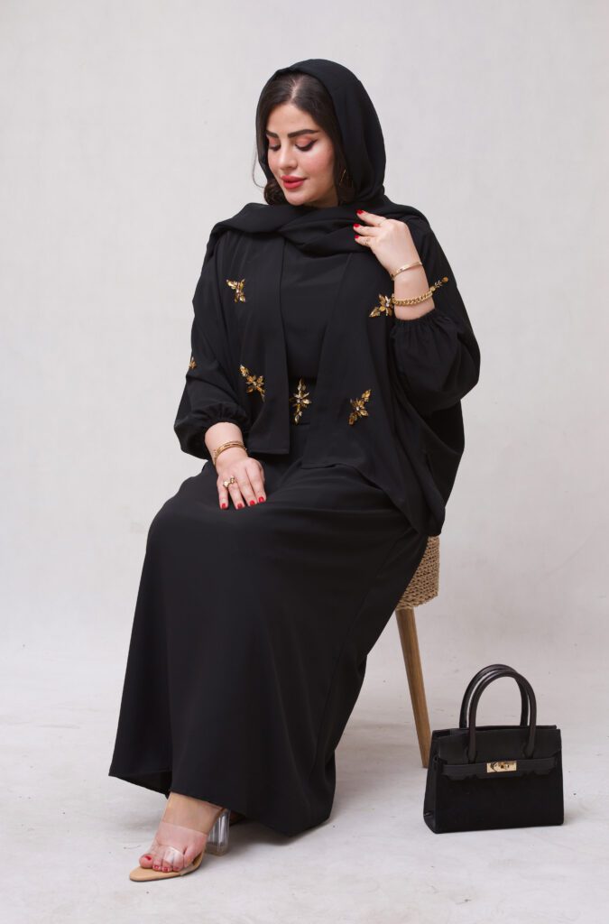 پانچ سنگدوزی و پیراهن