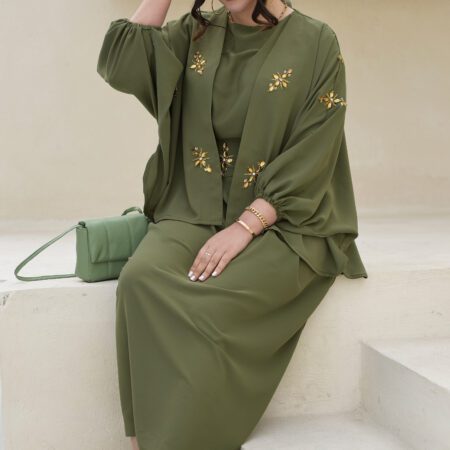 پانچ سنگدوزی و پیراهن